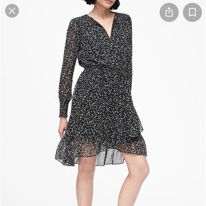 Banana Republic Print Smocked Mini Dress in Black Polka Dot